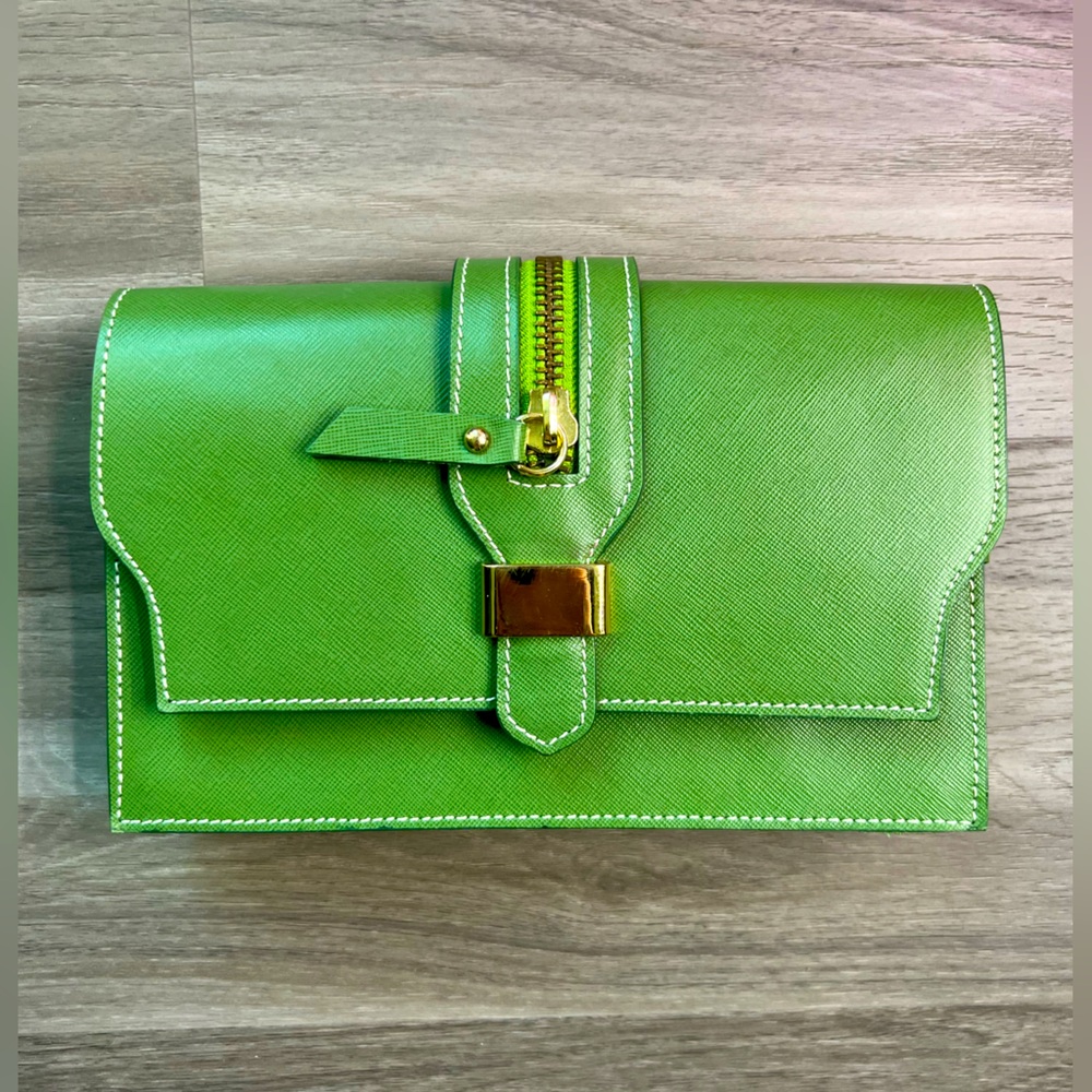 Vintage “Borse in Pelle” Green Leather Convertible Clutch/Crossbody